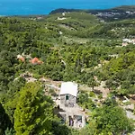 Dalmatinska Kuca בית נופש מאקרסקה