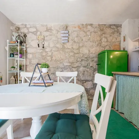 Dalmatinska Kuca Makarska