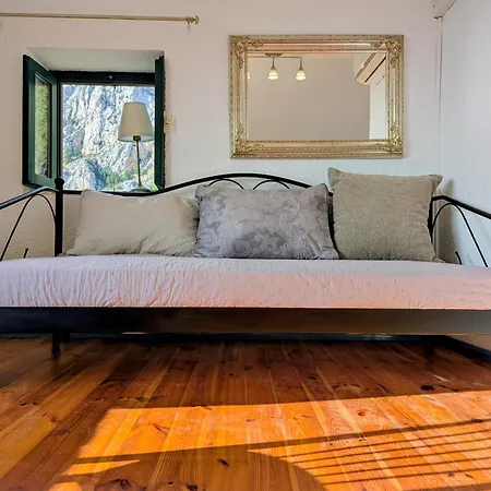 Дом отдыха Dalmatinska Kuca