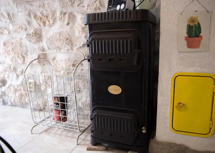 Dalmatinska Kuca מאקרסקה