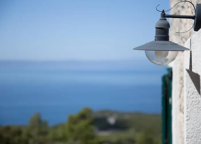 Dalmatinska Kuca * Макарска