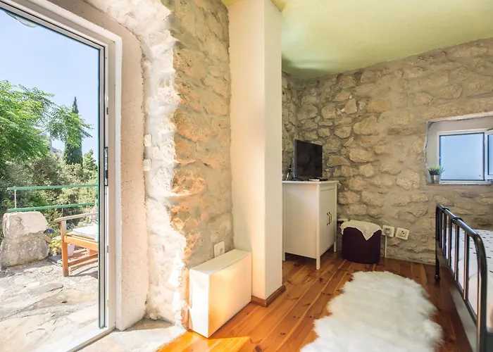 Dalmatinska Kuca Дом отдыха *